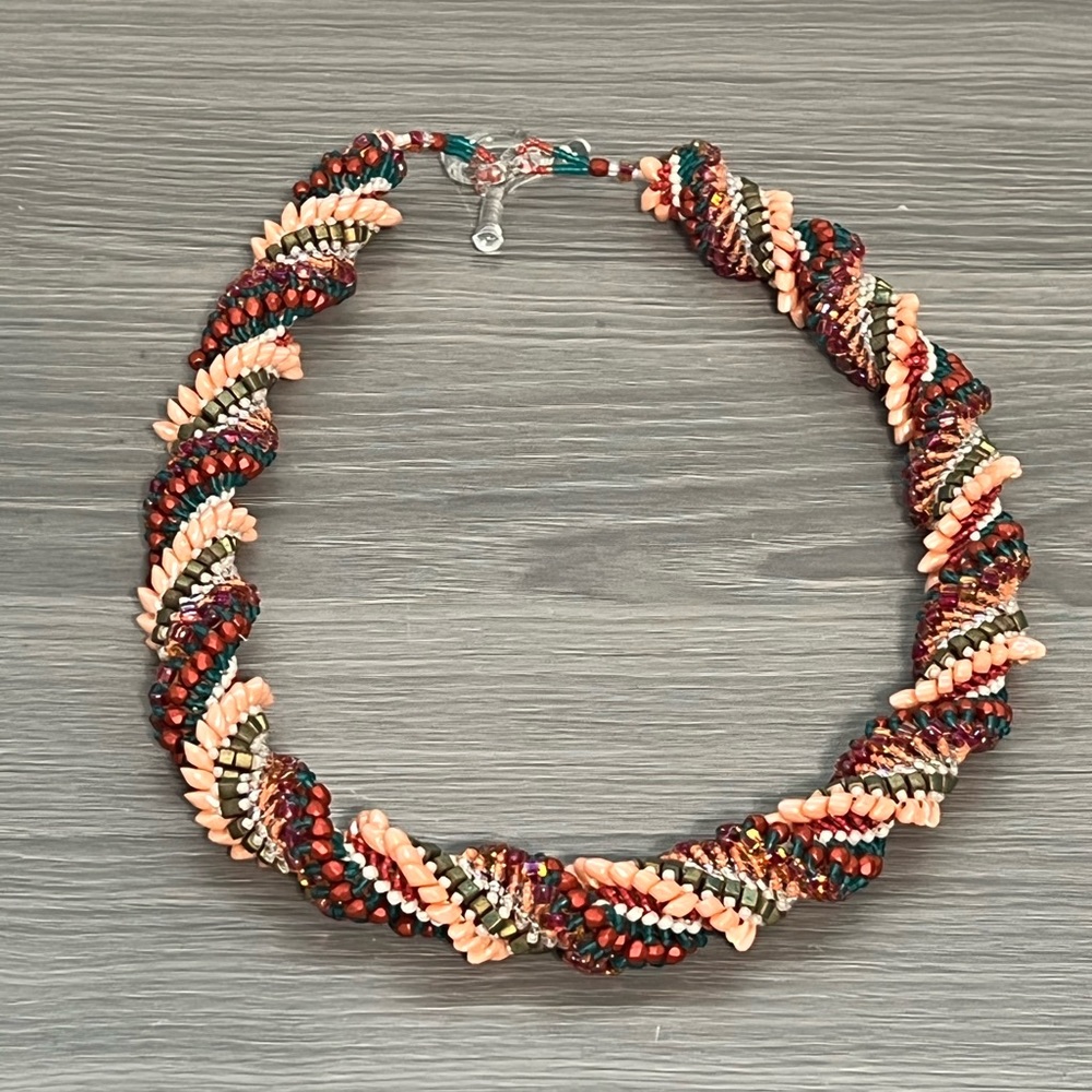 Thick Boho Necklace with Colorful Twisted Bead Design